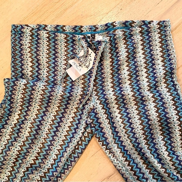 BECCA crochet slit beach coverup pants. - Picture 5 of 5
